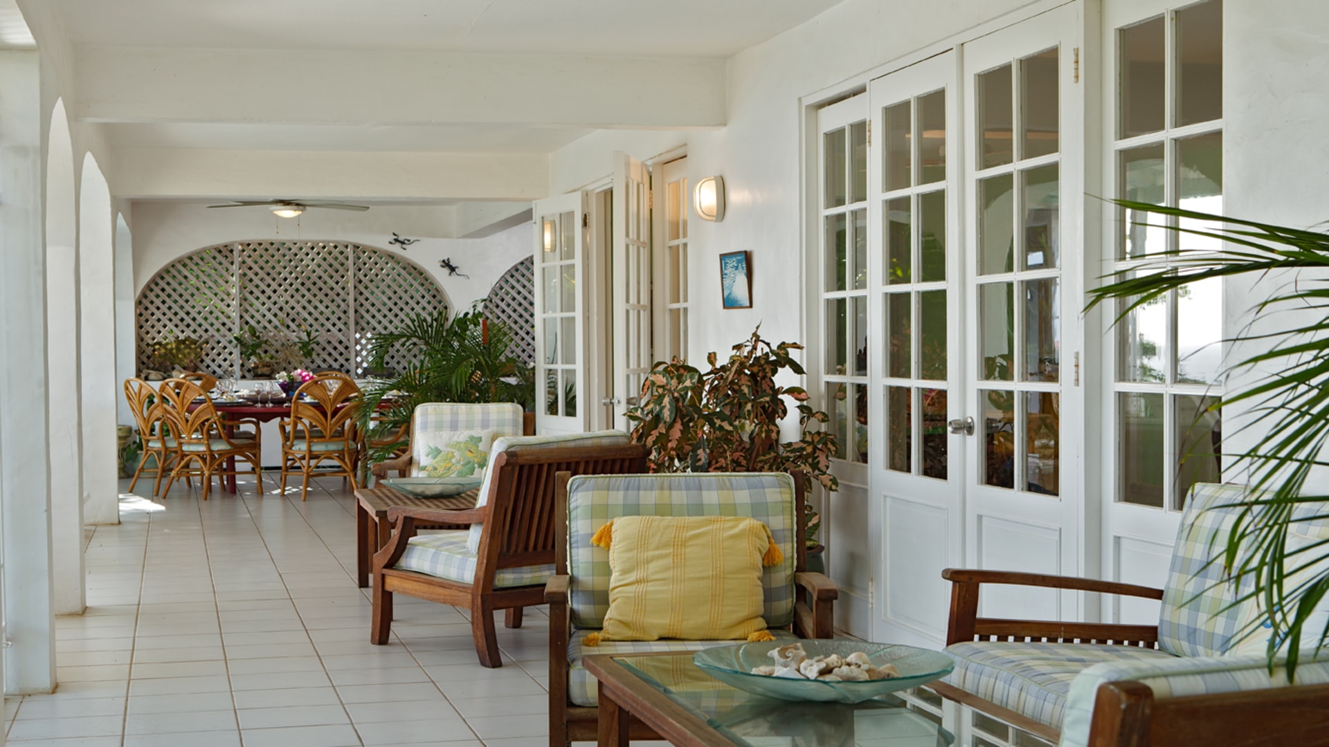 St. Lucia Real Estate 16 Seddleback Villa chairs